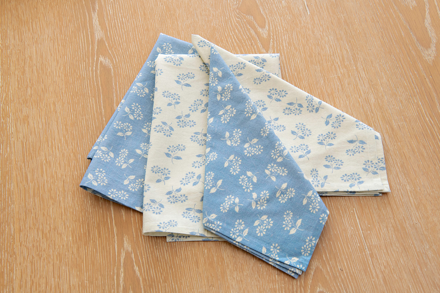 Ditsy Daisy Mix-and-Match Napkins, Set of 4