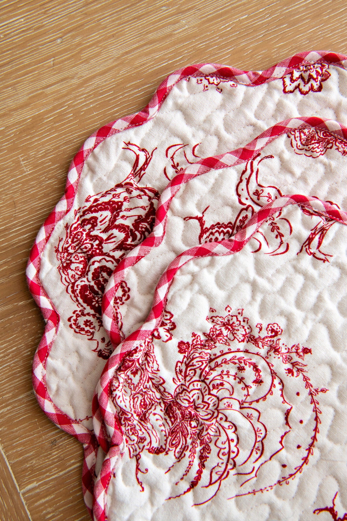 Backyard Rooster Quilted Placemats, Set of 4