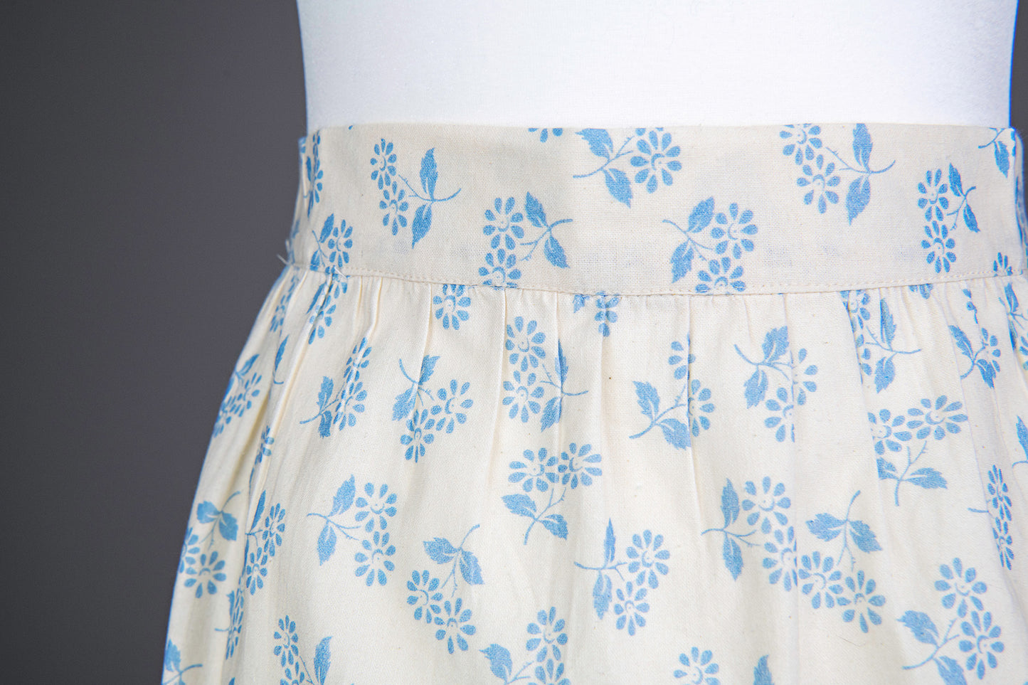 Ditsy Daisy Gathering Half Apron