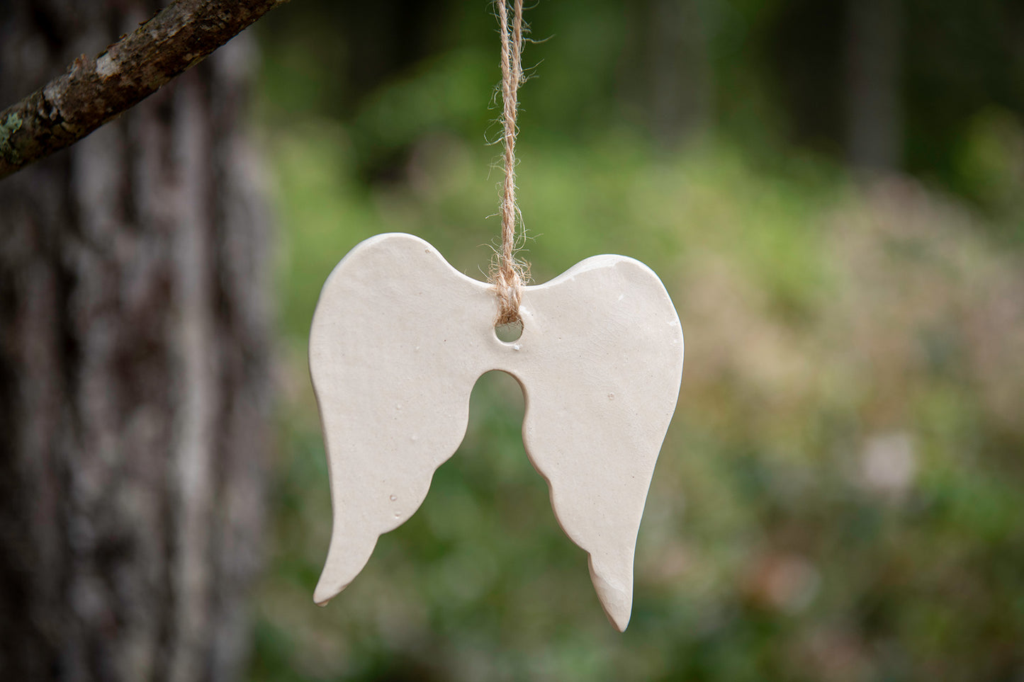 Divine Wings of Love: Angelic Keepsake Ornament