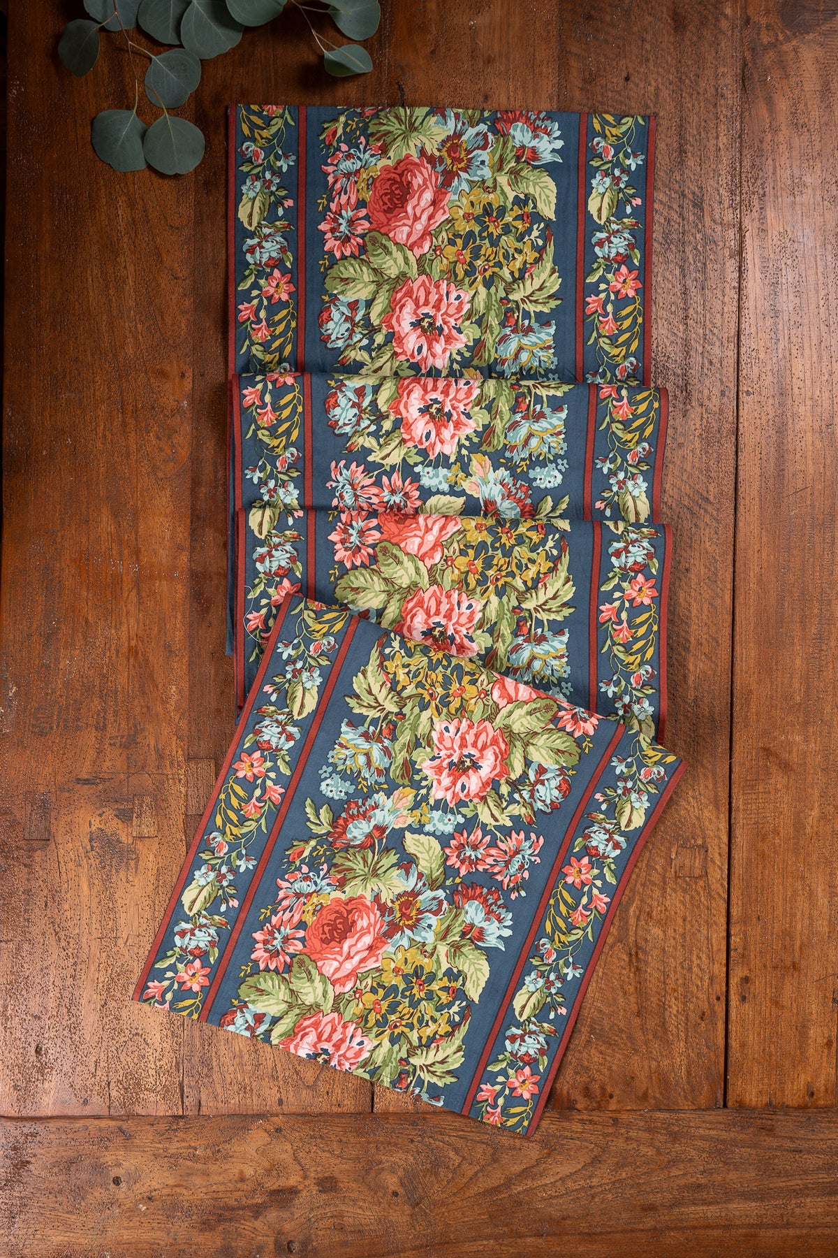 Eternal Rose Runner