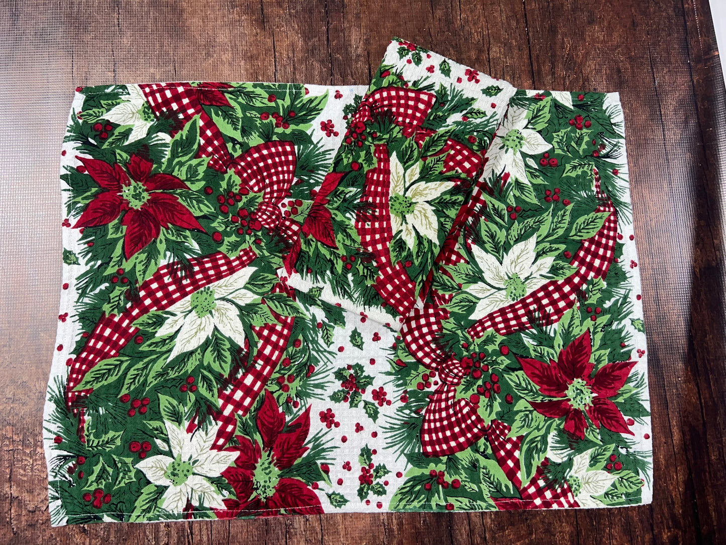 Christmas Cottage Poinsettia, Tea Towel Set of 2