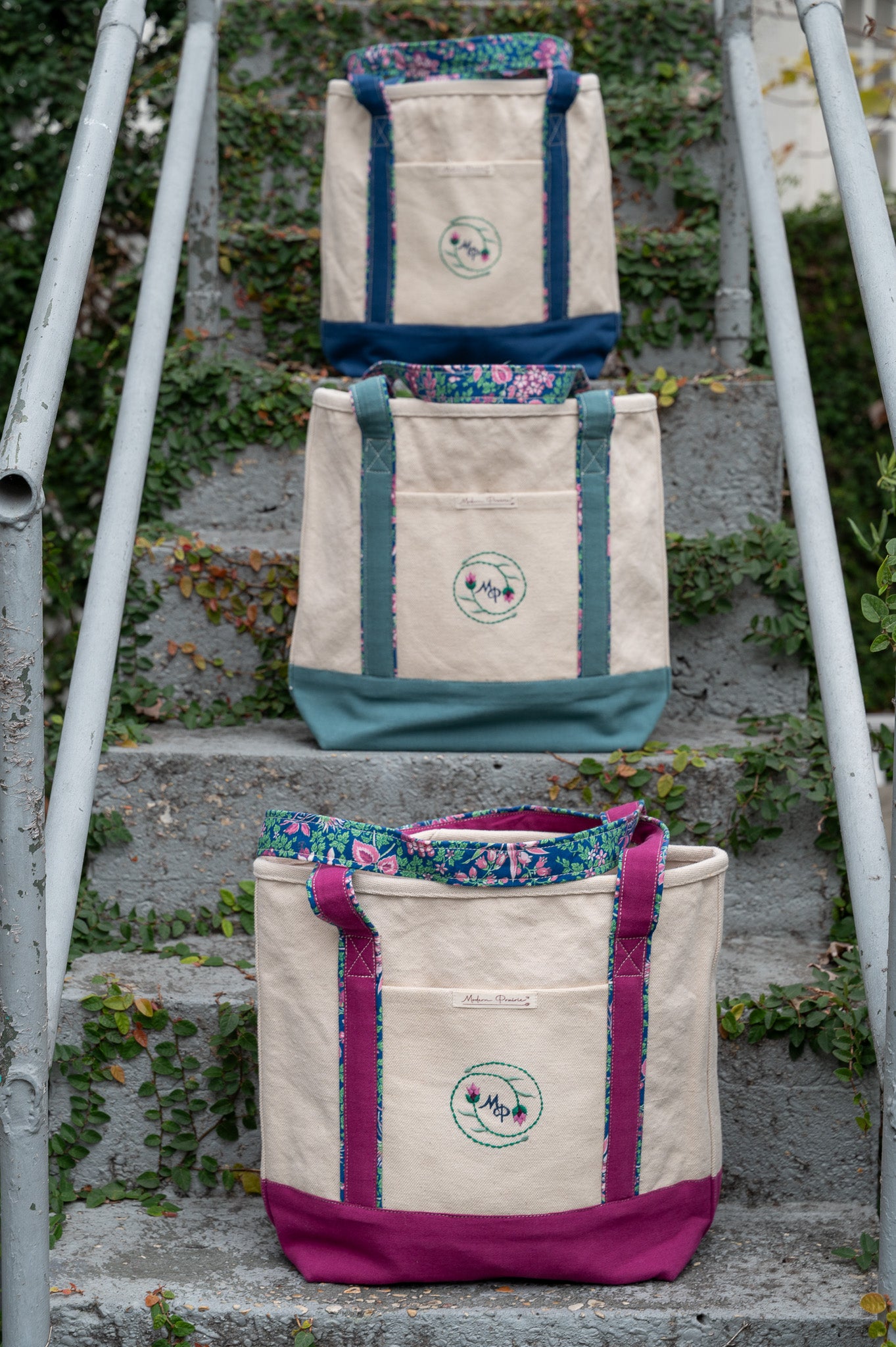 Prairie Essentials Tote Bag in Berry