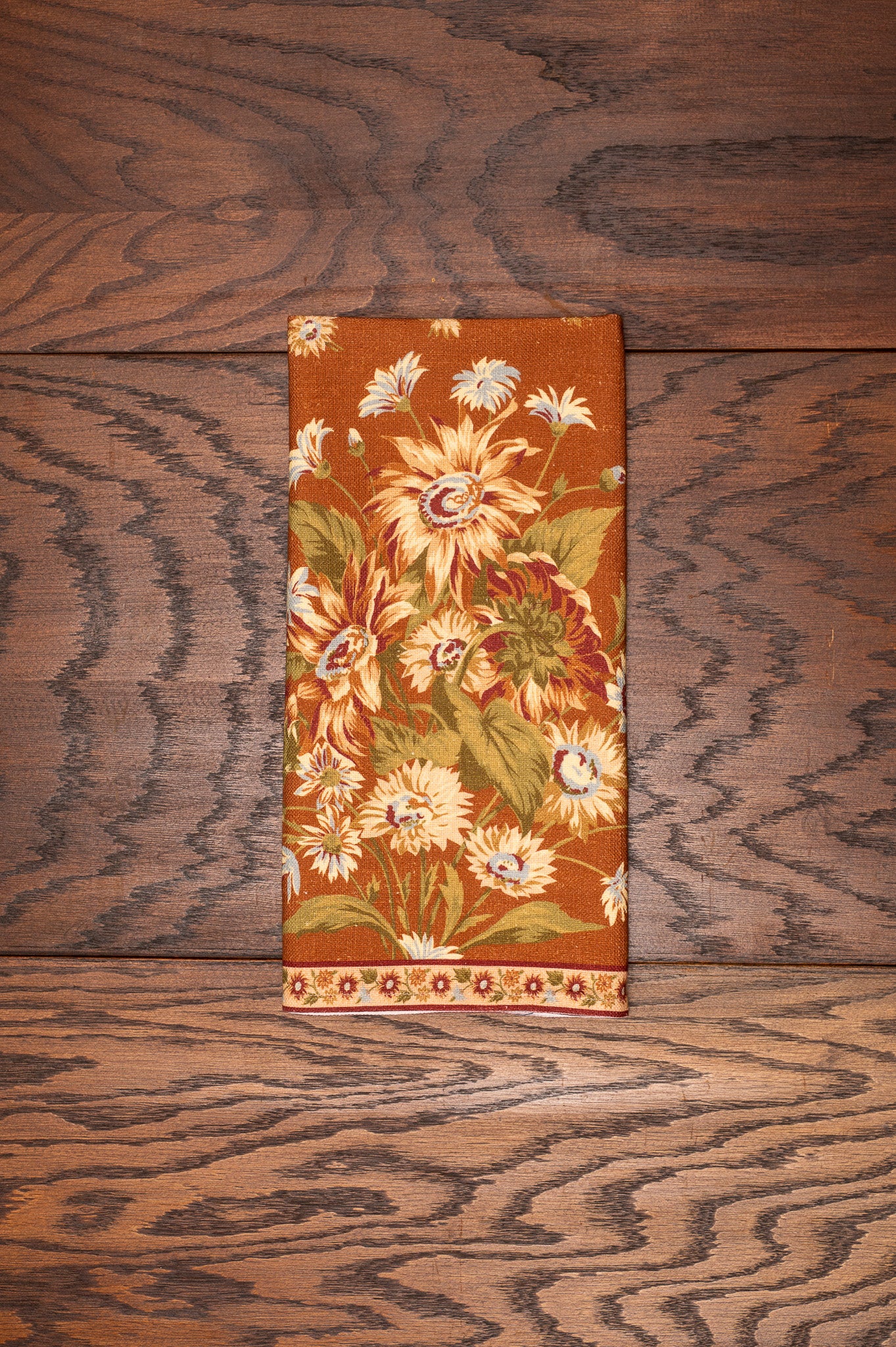 Marguerite Format Tea Towel