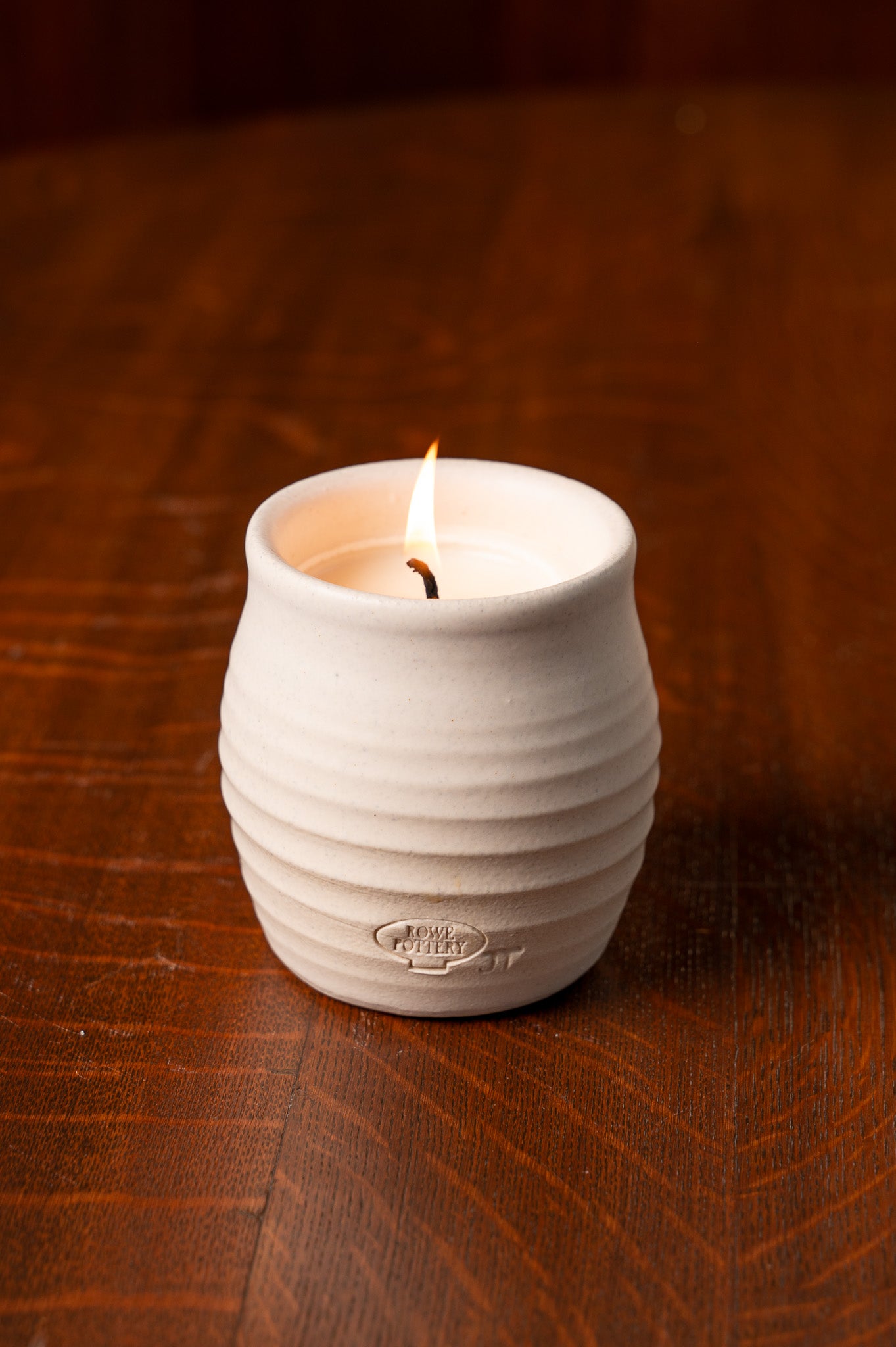 MP Stamped Candle Crock in Prairie Linen - Cashmere Plum Scent