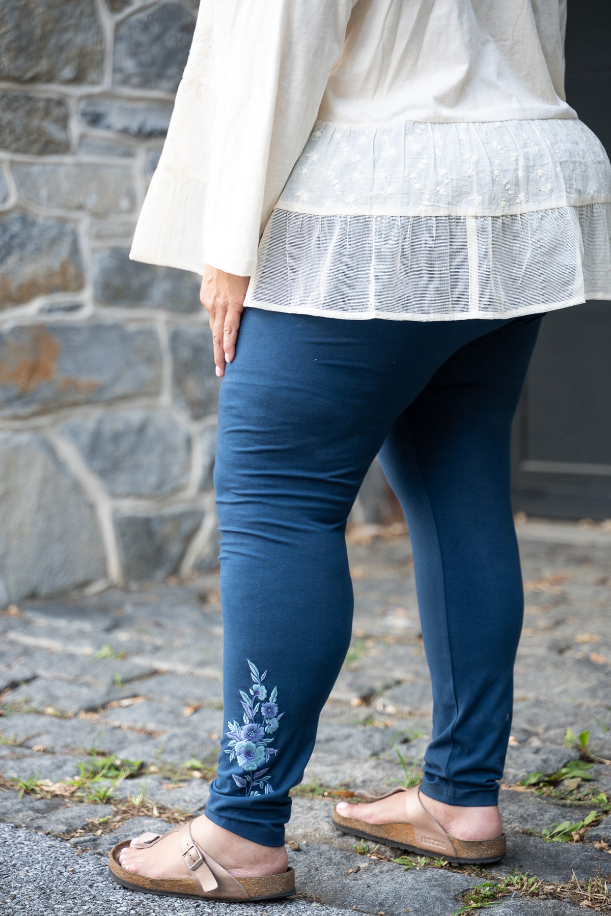 Tapestry Legging in Navy