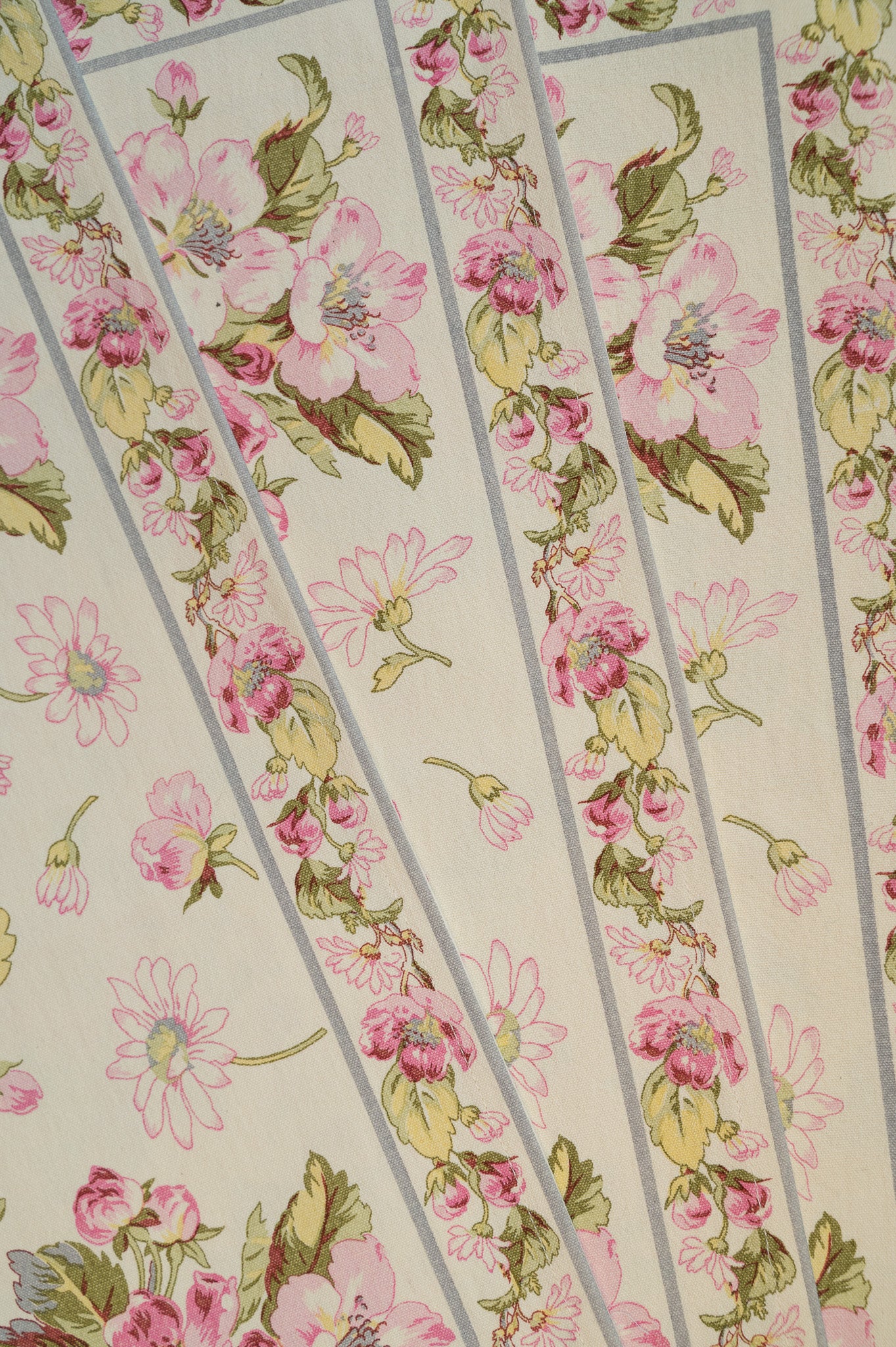 Apple Blossom Placemats, Set of 4