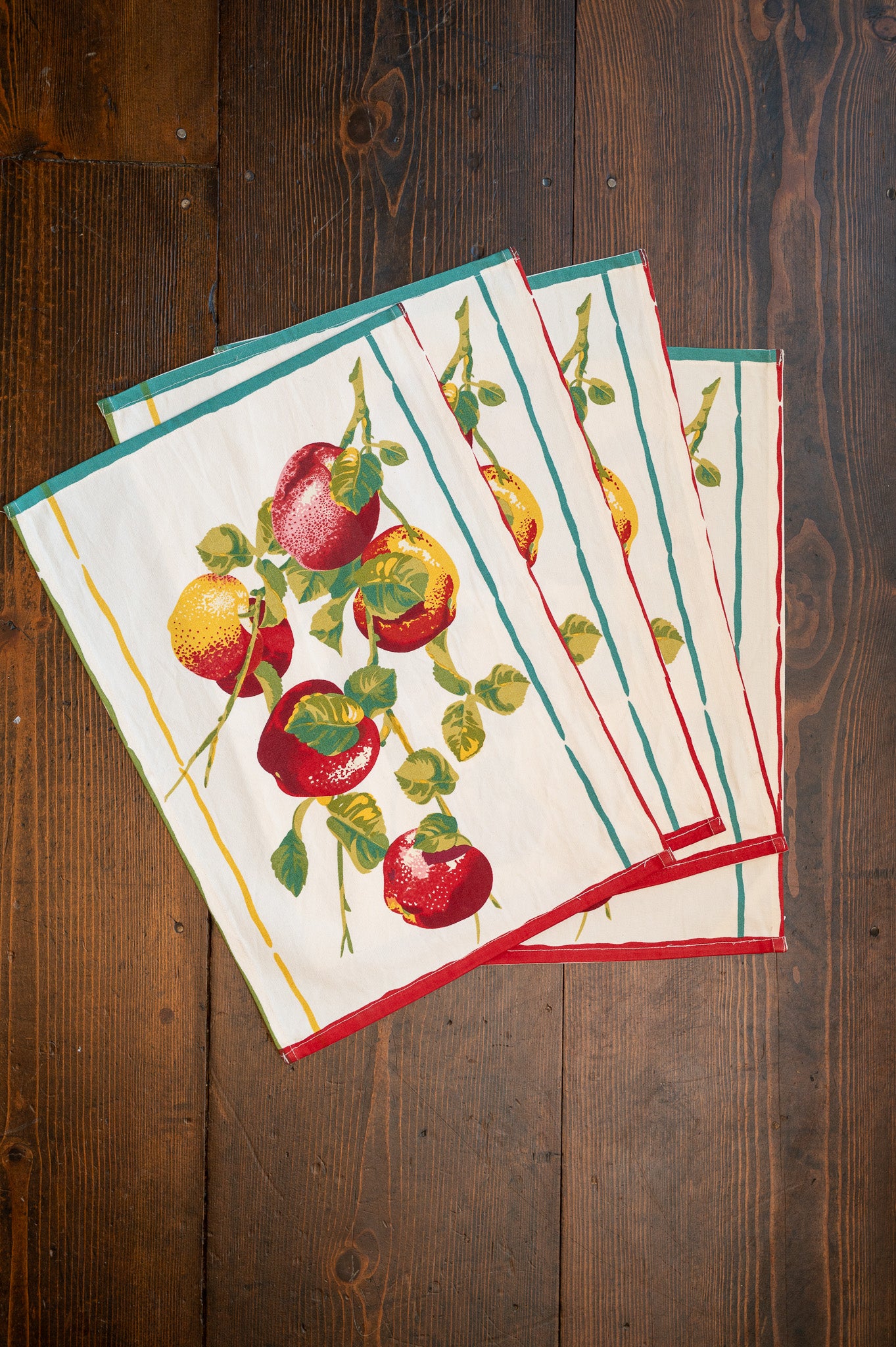 Apple Tree Canvas Placemats, Set of 4