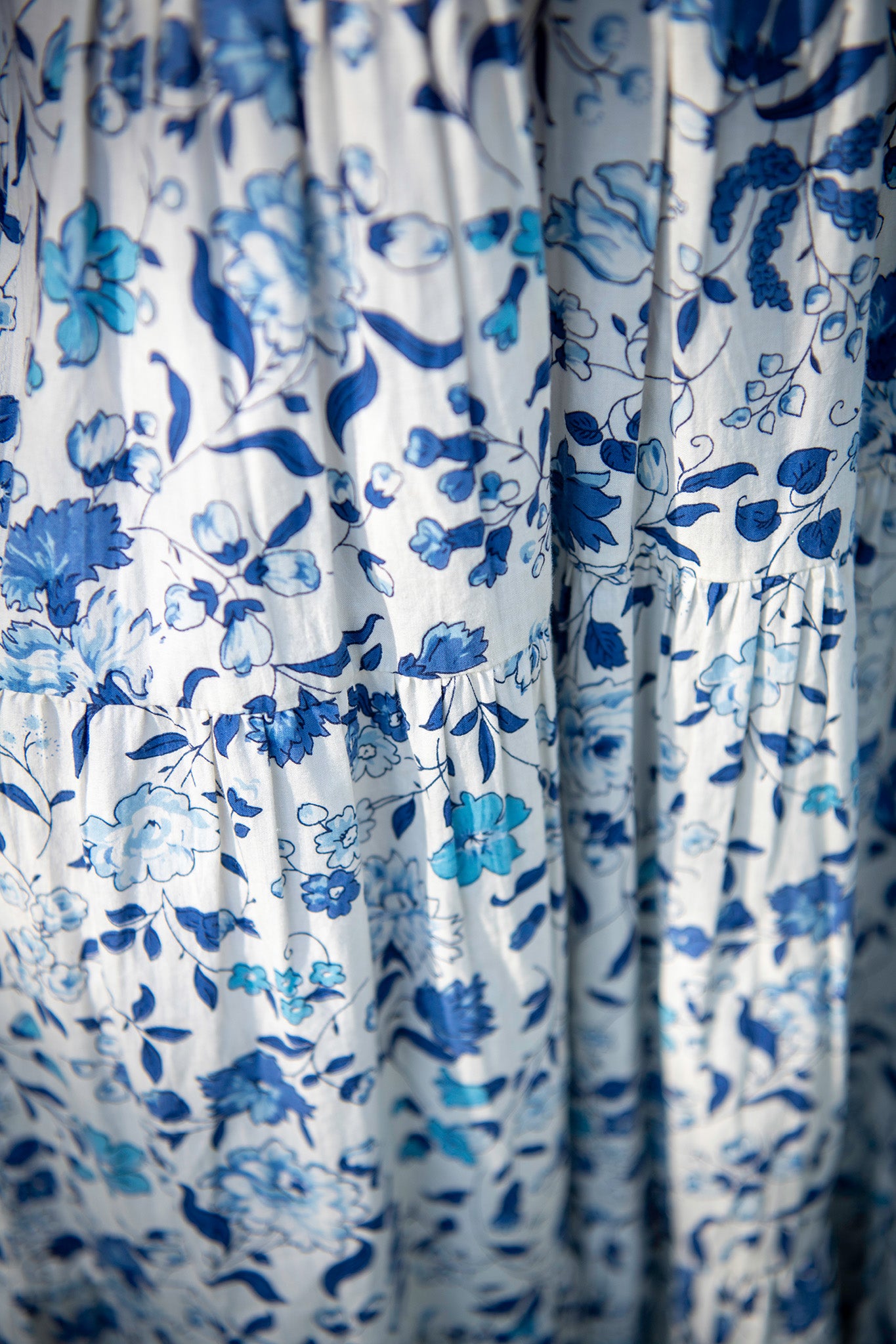 Beach Haven Dress in Porcelain Floral