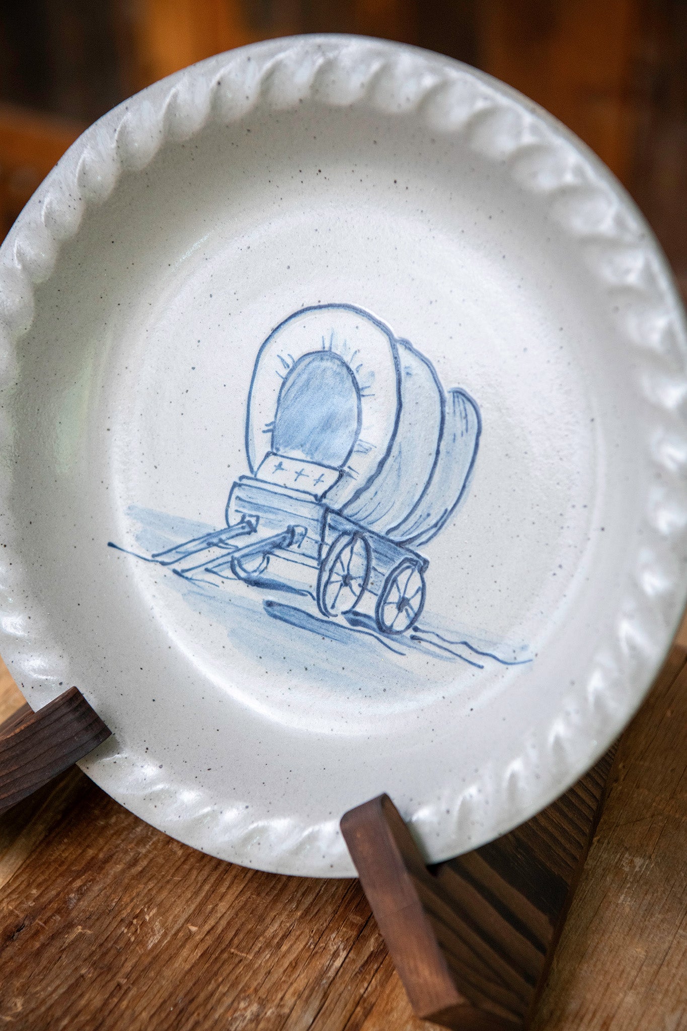 Little House Lover's Pie Plate- Covered Wagon