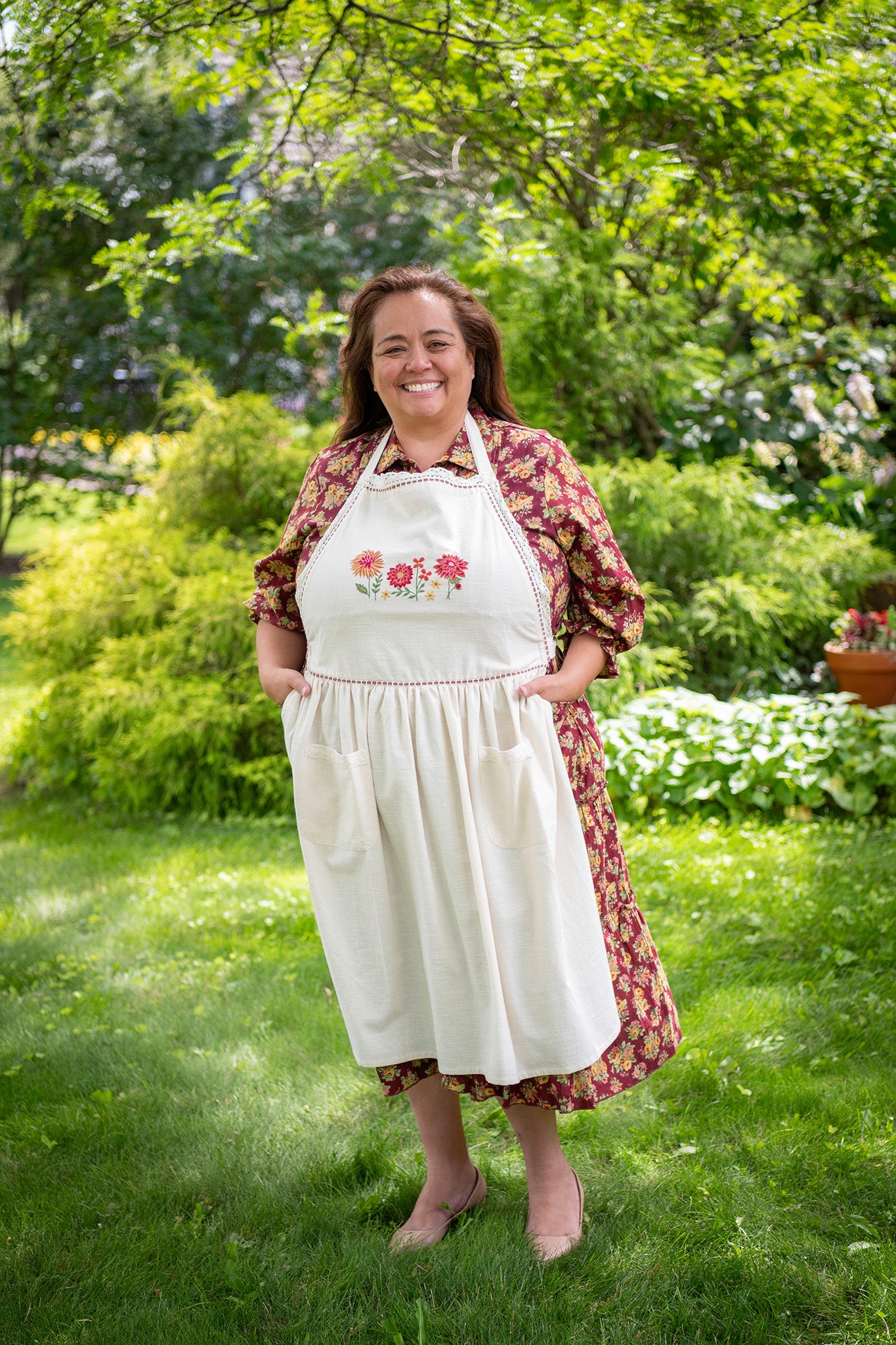 Dahlia Embroidered Apron