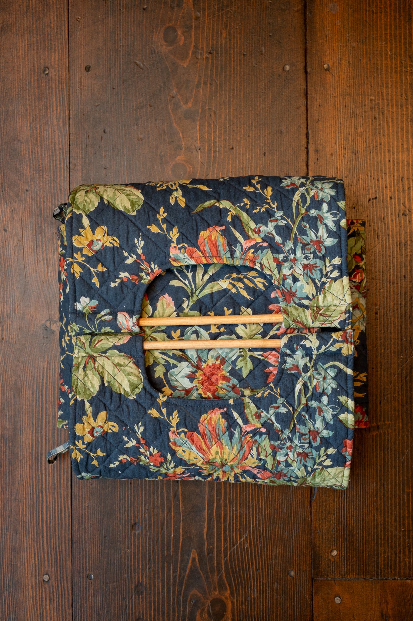 Eternal Rose Casserole Carrier