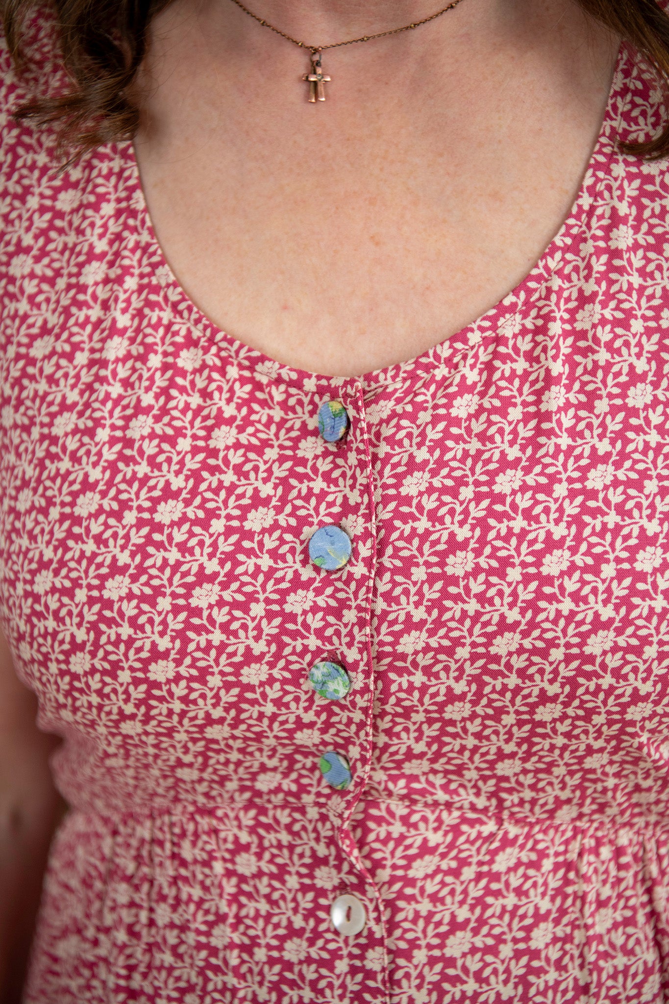 Forget-Me-Not Sleeveless Dress in Rose