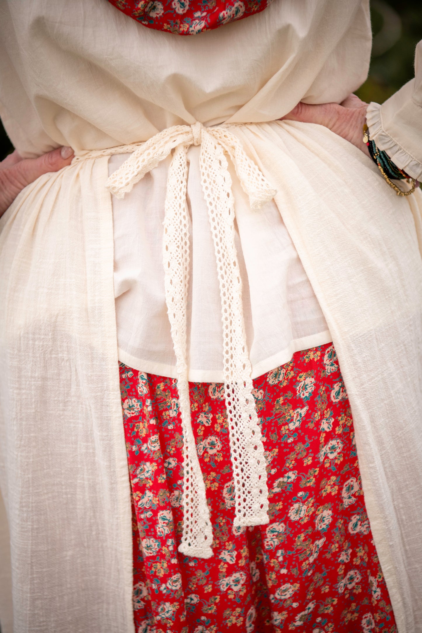 For Little House Lover's Half Pinnie