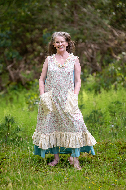 For Little House Lover's Henrietta Farmhouse Apron