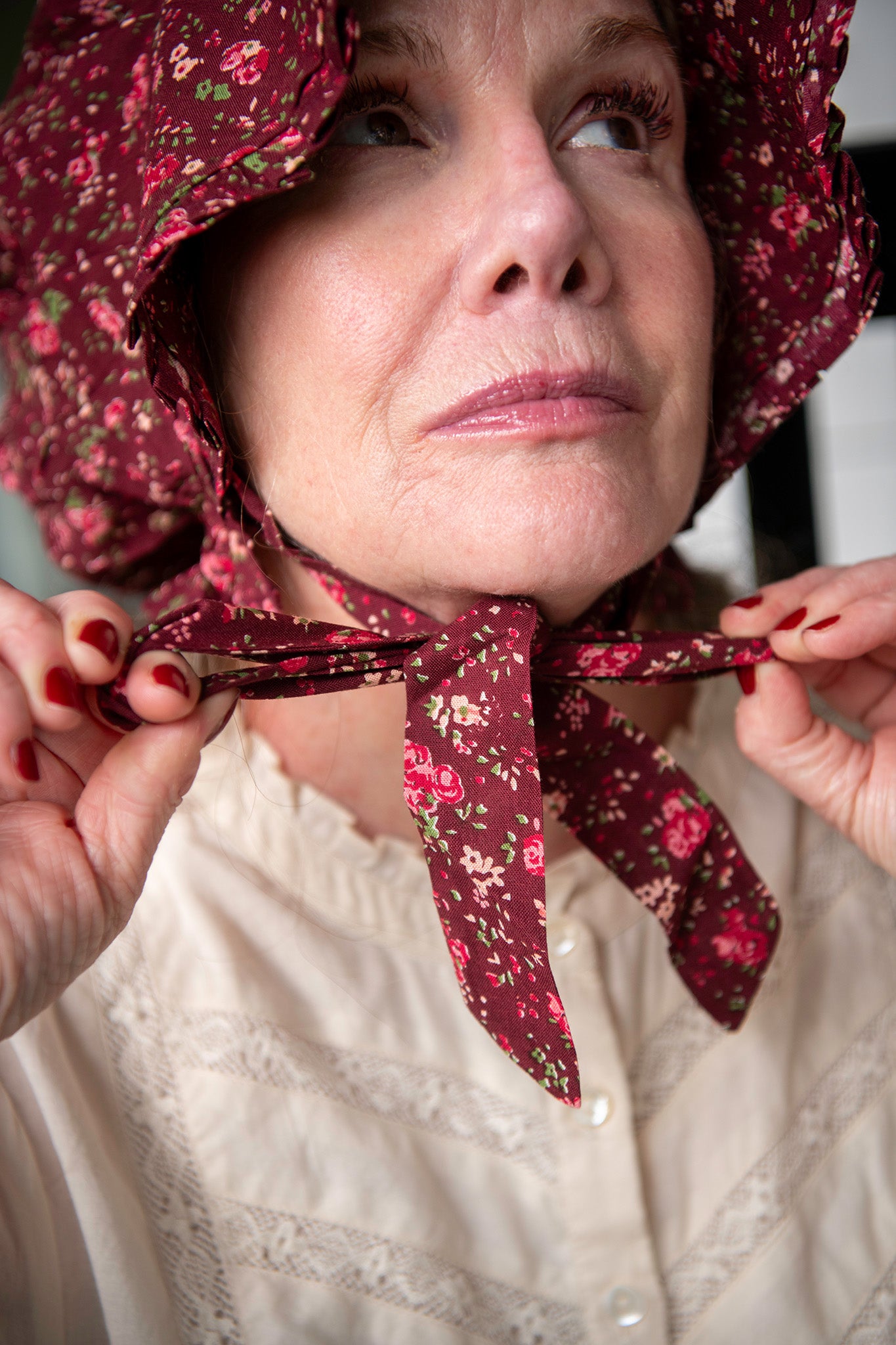 Little House Lover's Henrietta Bonnet in Wine