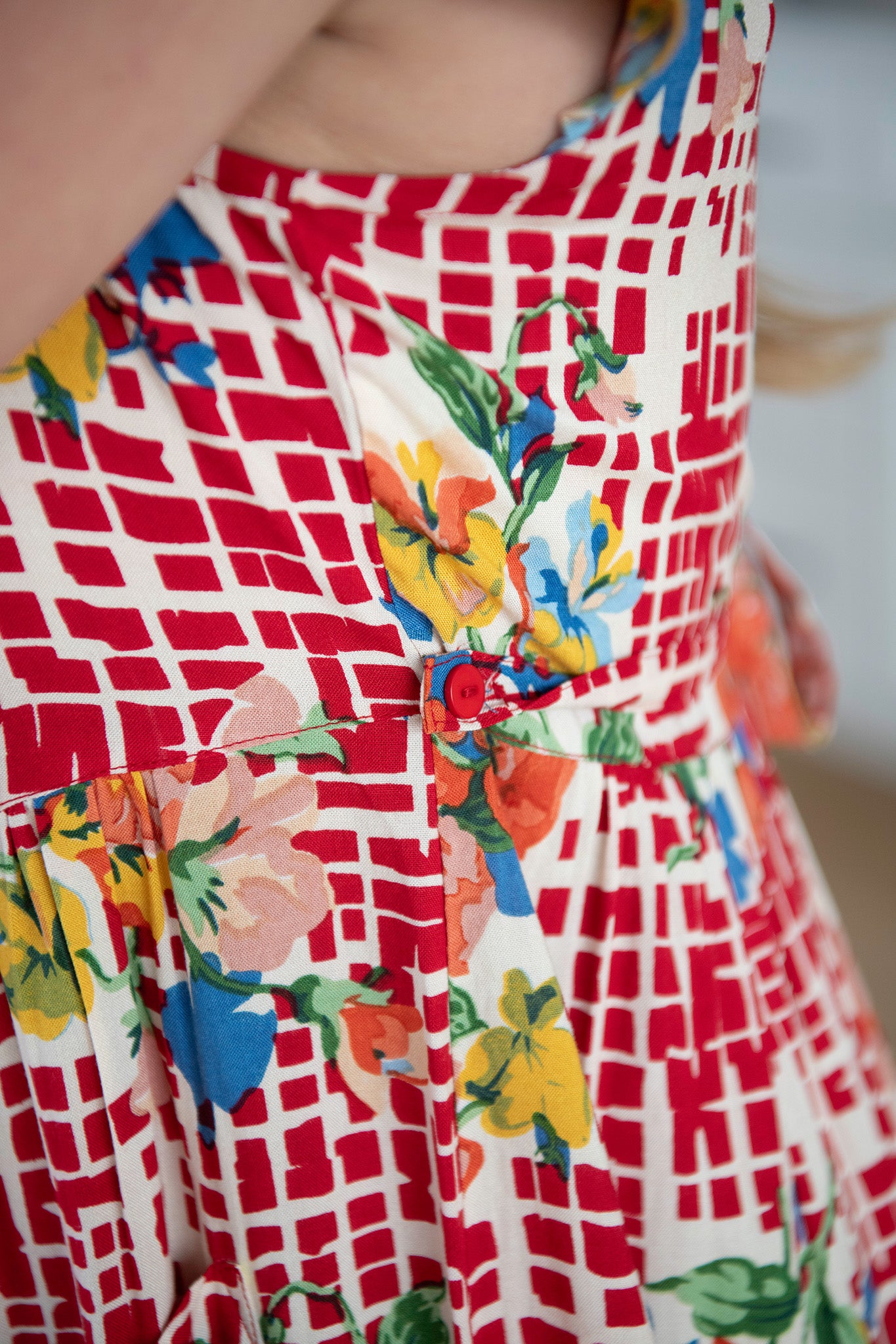 The Lisbon Rose Dress in Red