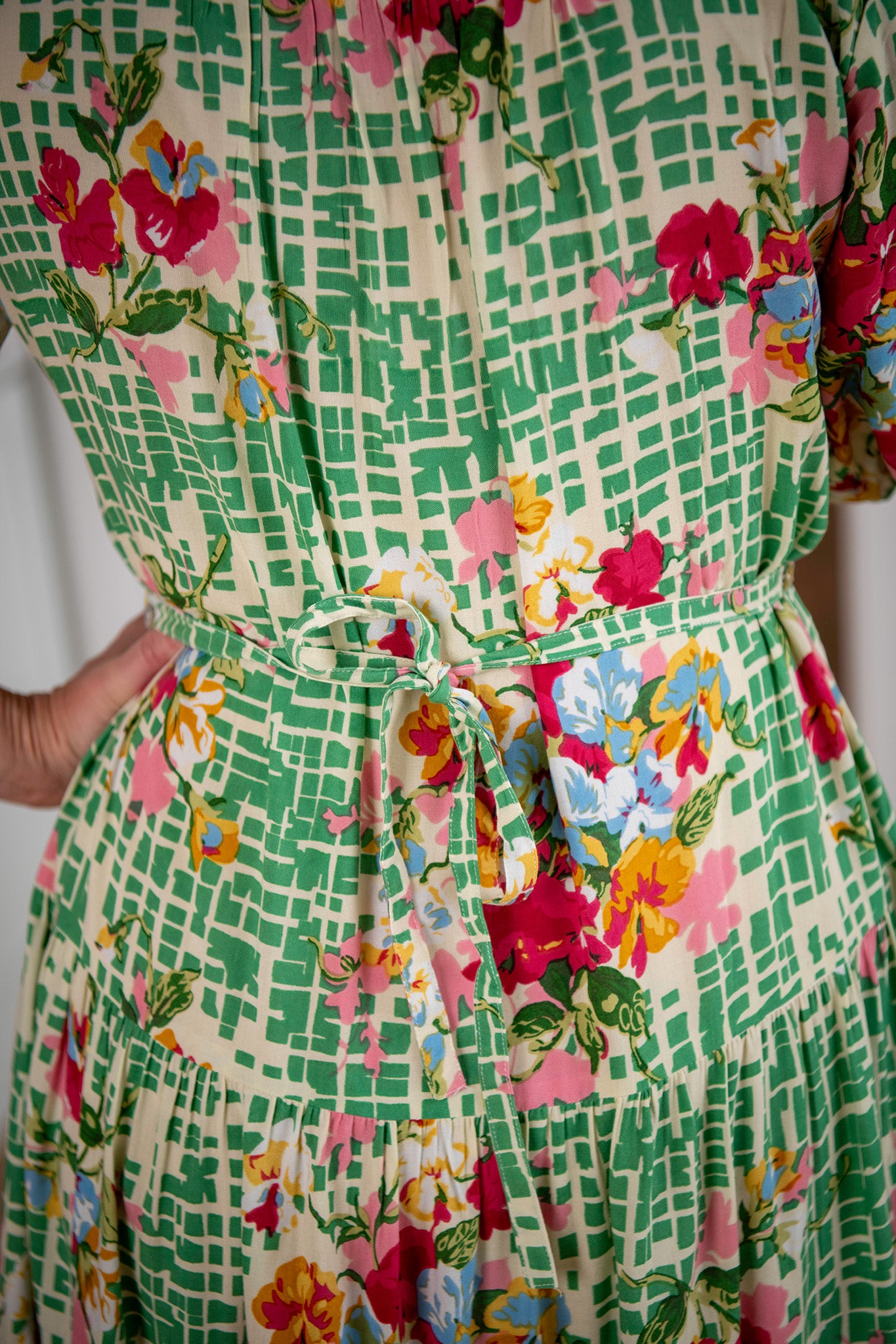 The Lisbon Rose Dress in Green