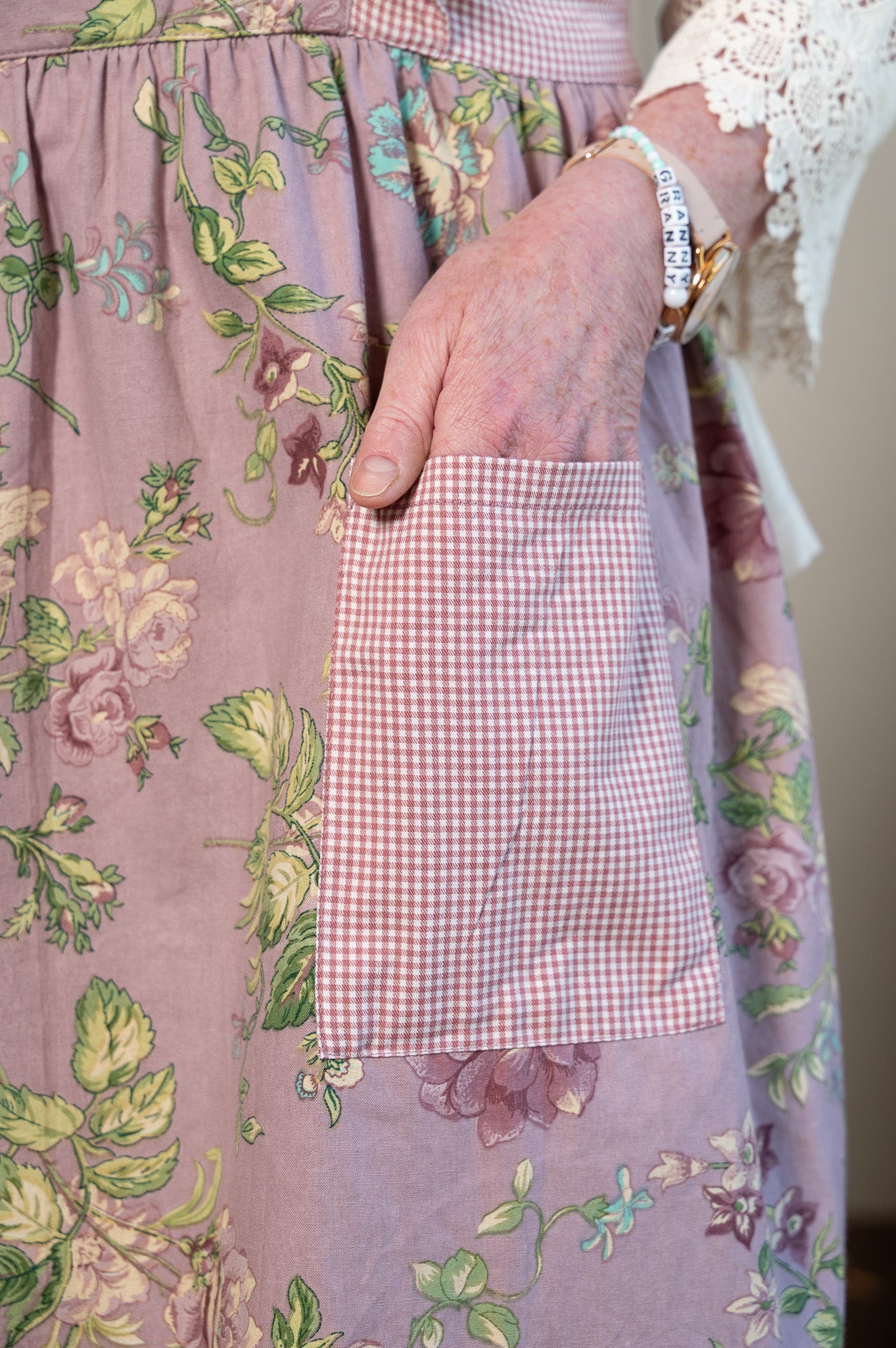 Miline Ruffle Prairie Apron