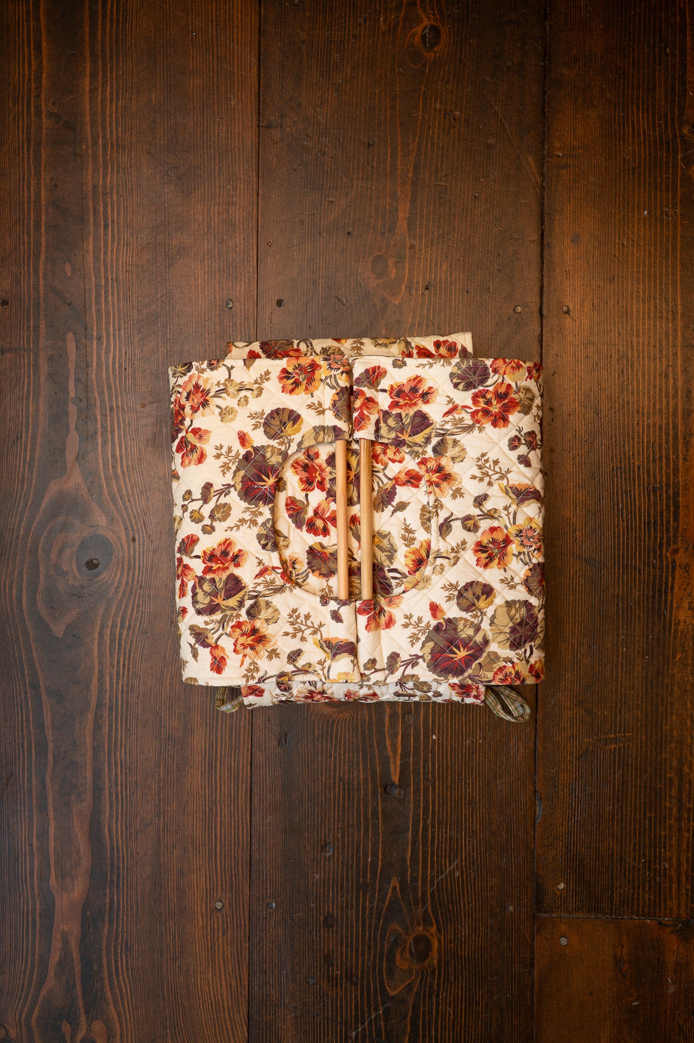Nasturtium Wheat Casserole Carrier