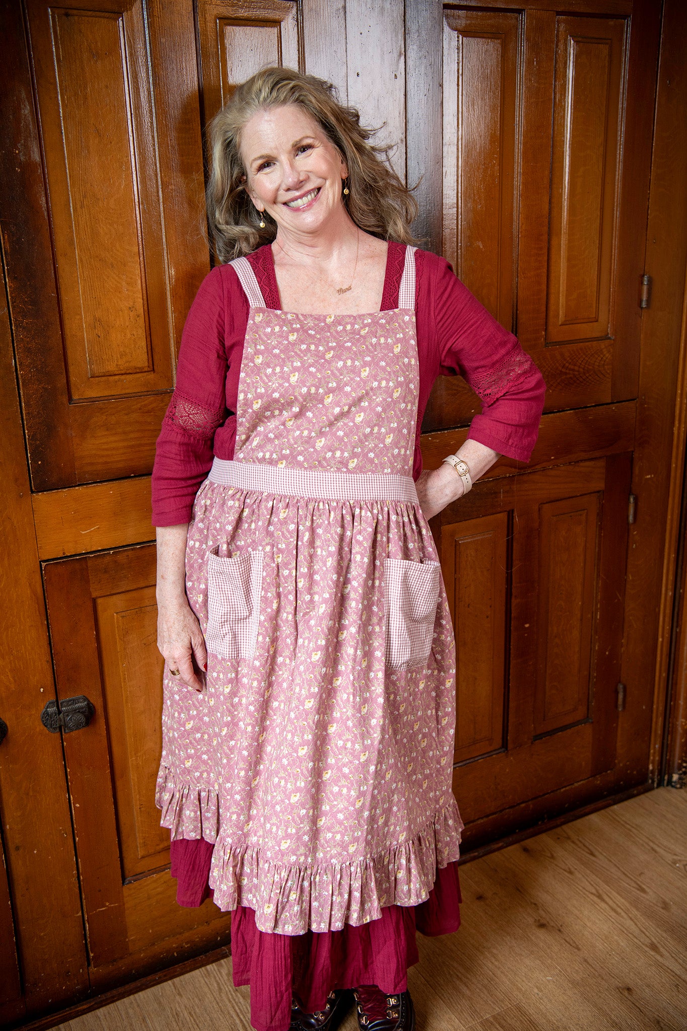 Little House Lover's Posey Apron