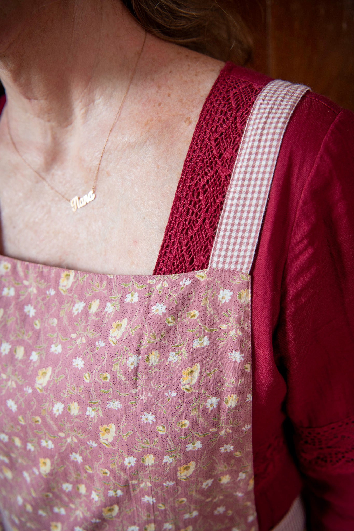 Little House Lover's Posey Apron