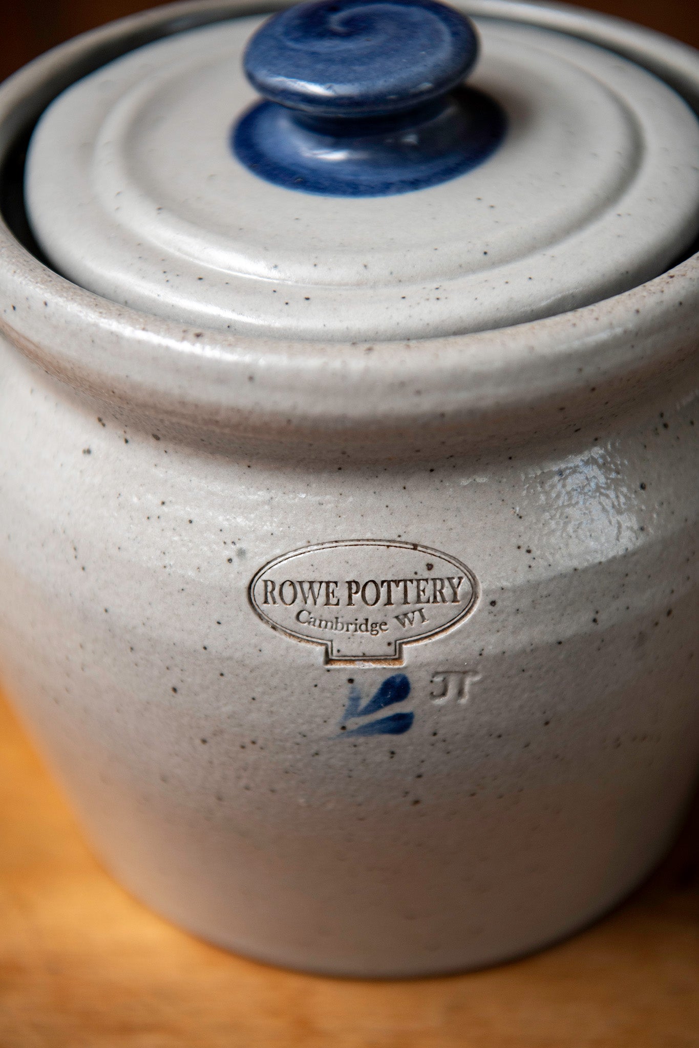 Covered Bean Pot with Lid in Classic Gray Finish