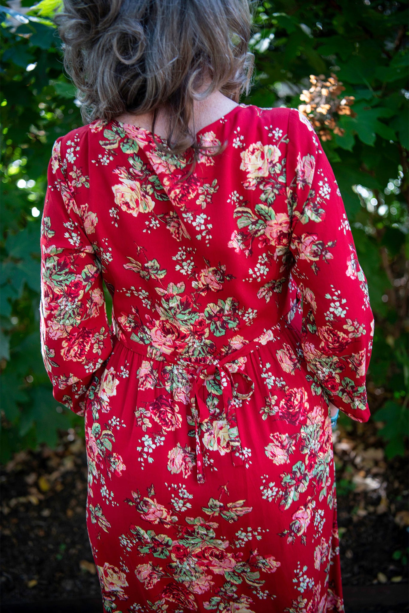 Victorian Rose Dress in Red