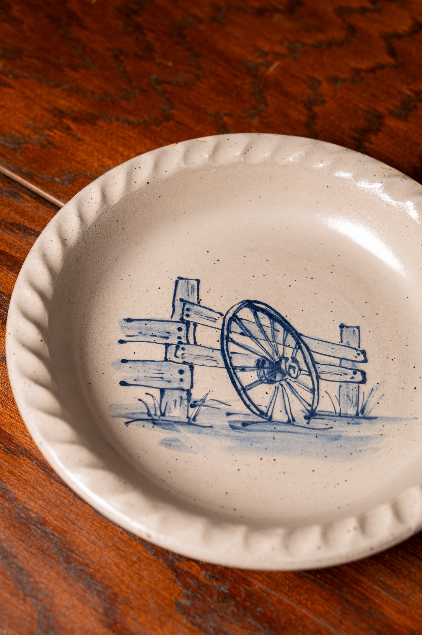 Little House Lovers Wagon Wheel Pie Dish
