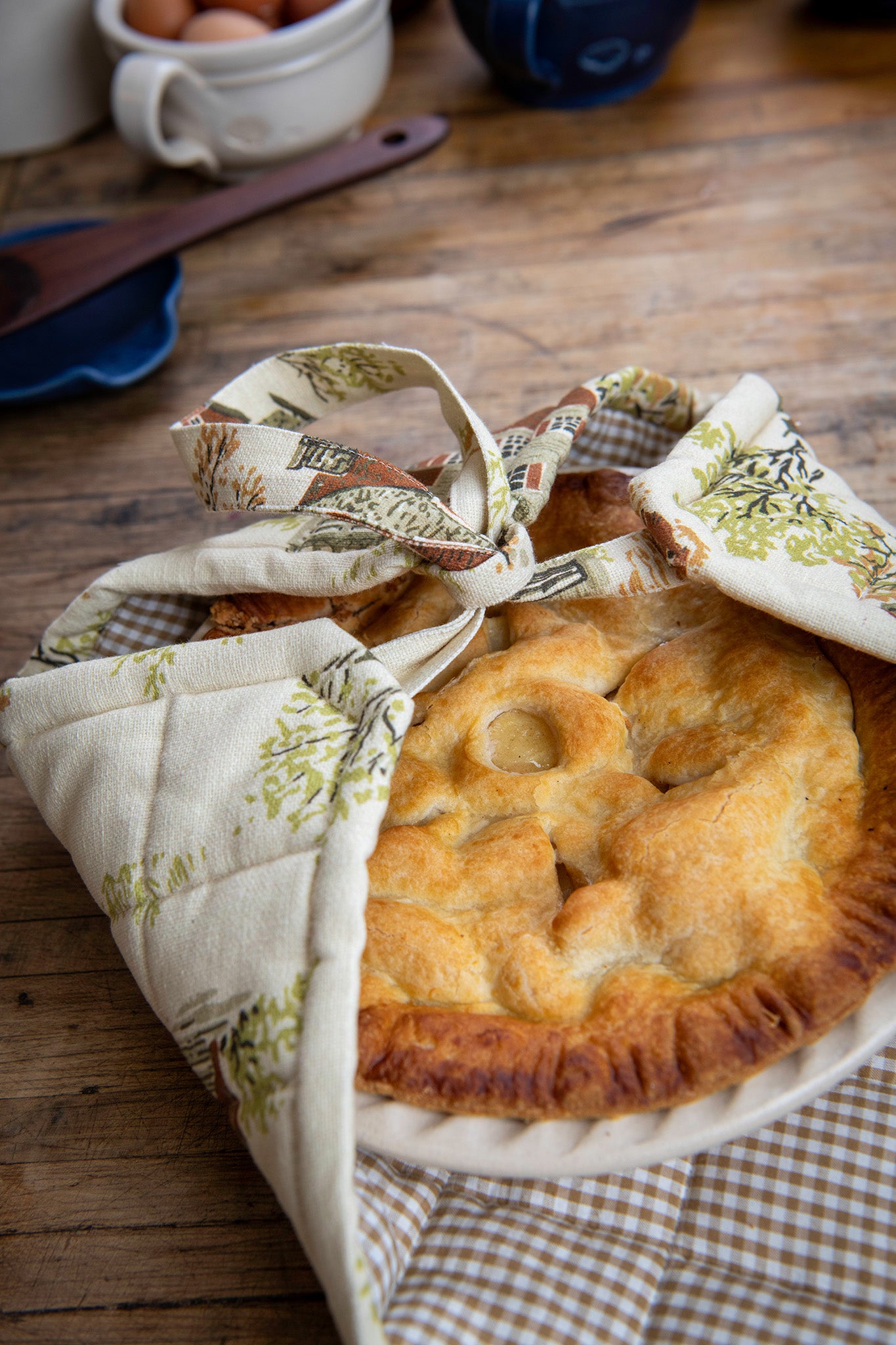 50 Years on the Prairie' Easy-As-Pie Carrier In Natural