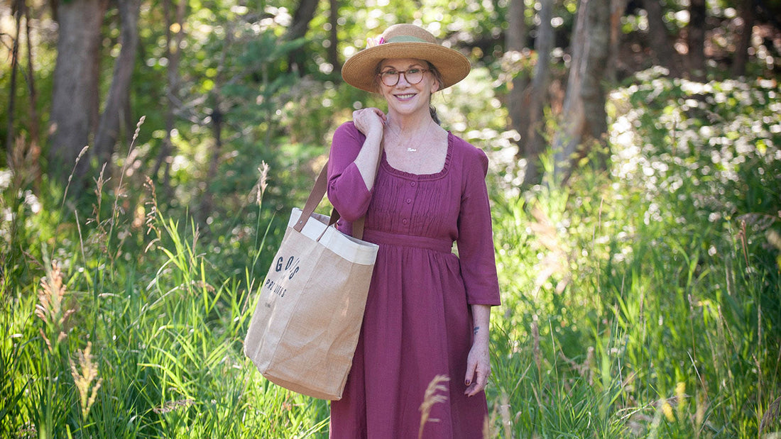 Embracing Autumn's Magic: Why I Adore the Charm of an Autumn Picnic