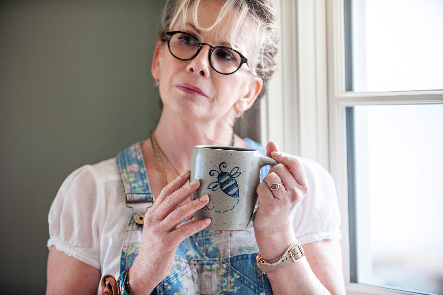 Busy Bee Café Mug