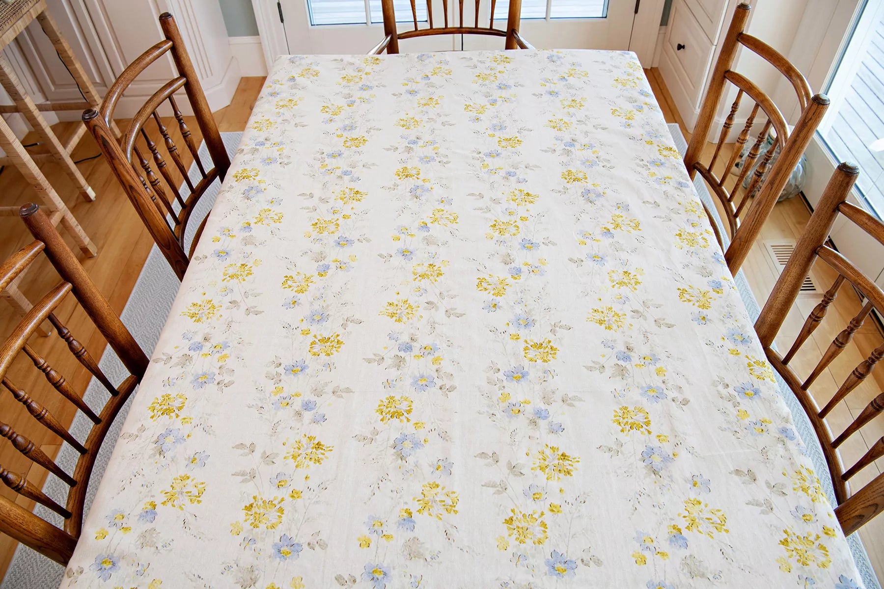 Prairie Flower Tablecloth /, 100% Cotton, Size 60x90 | April Cornell | Square Tablecloths for Tablescaping