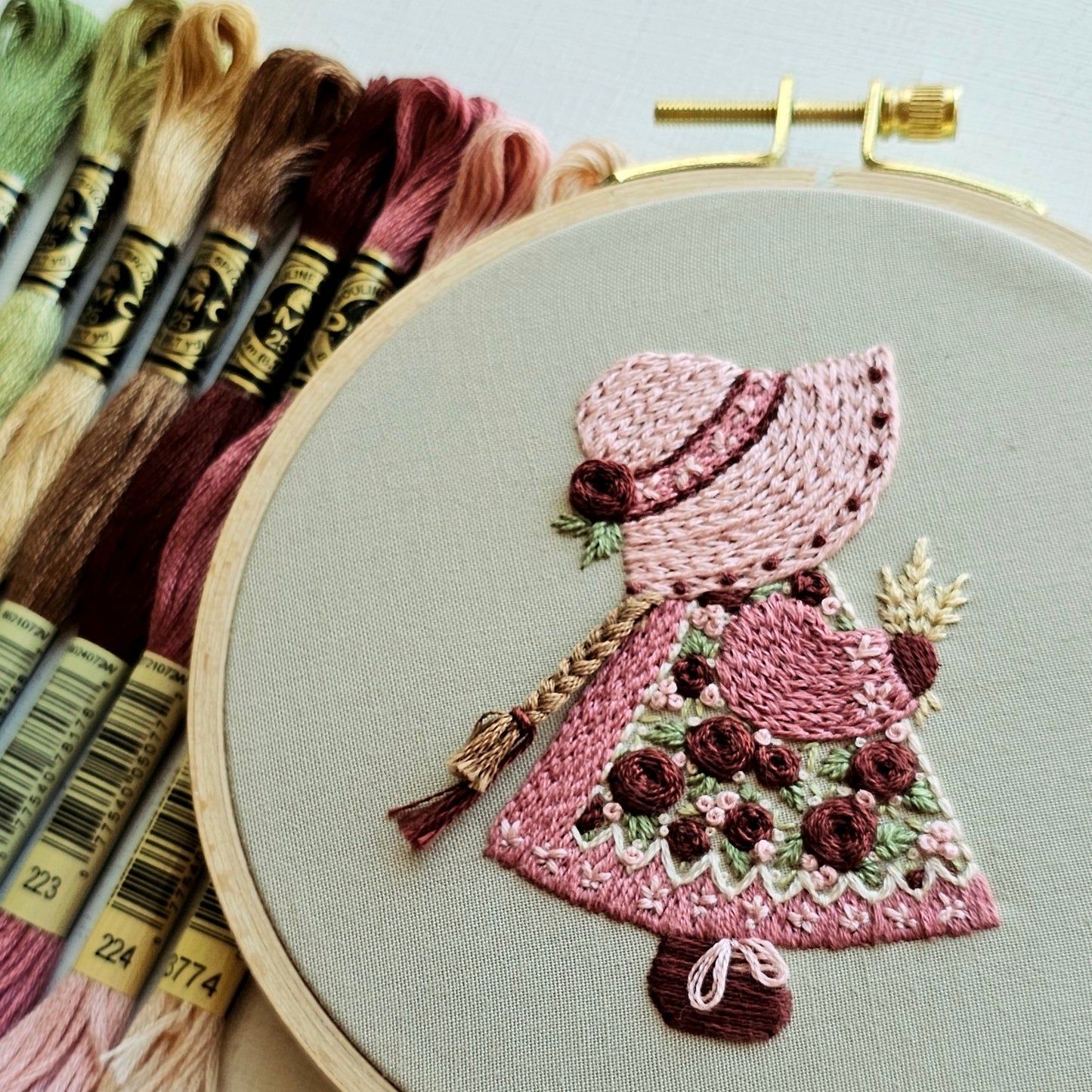 Sunbonnet Sue Embroidery Kit