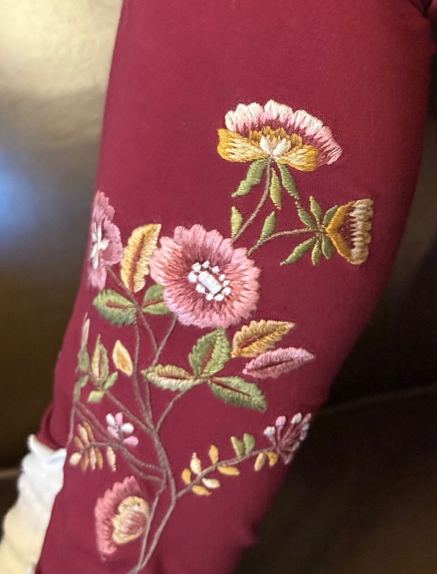 Tapestry Legging in Dark Country Red
