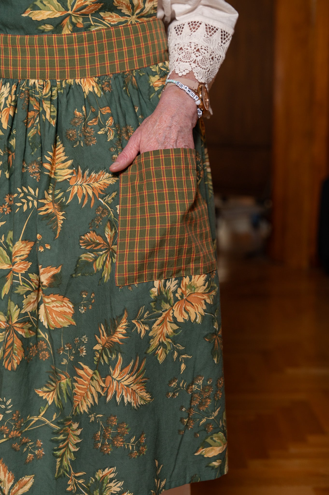 Adirondack Apron & Tea Towel Set