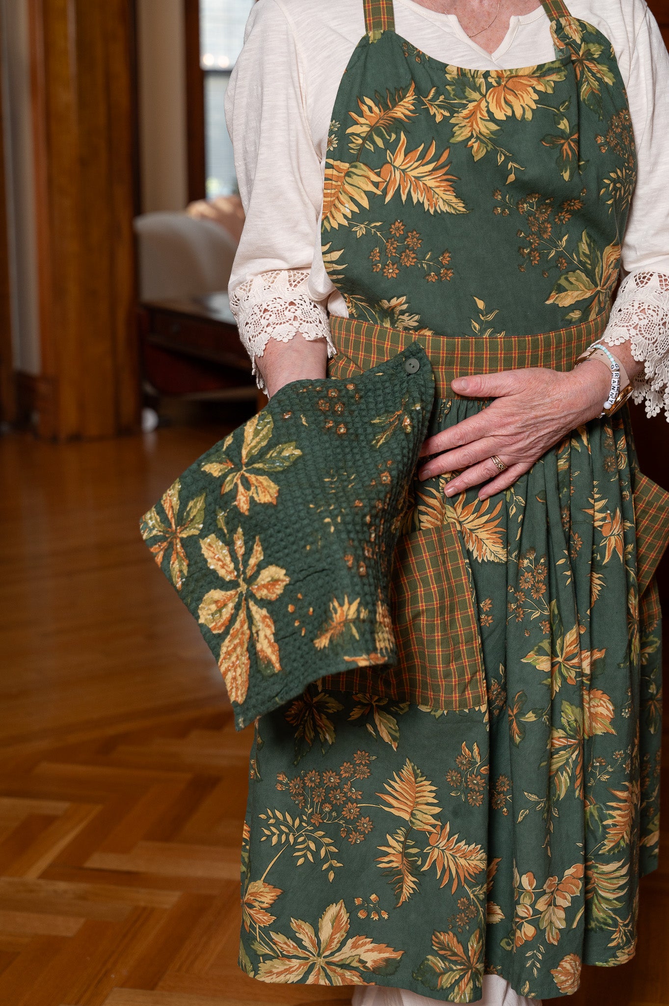 Adirondack Apron & Tea Towel Set