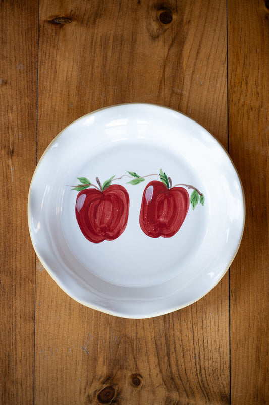 The Brookline Frilly Pie Plate in Painted Apples
