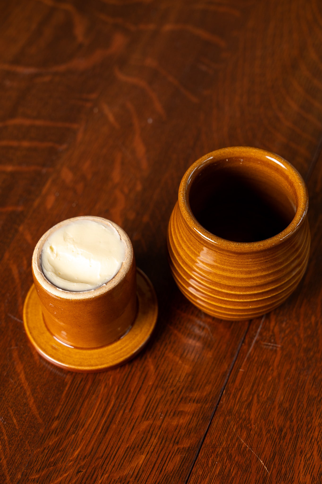 Cinnamon Glaze Butter Crock