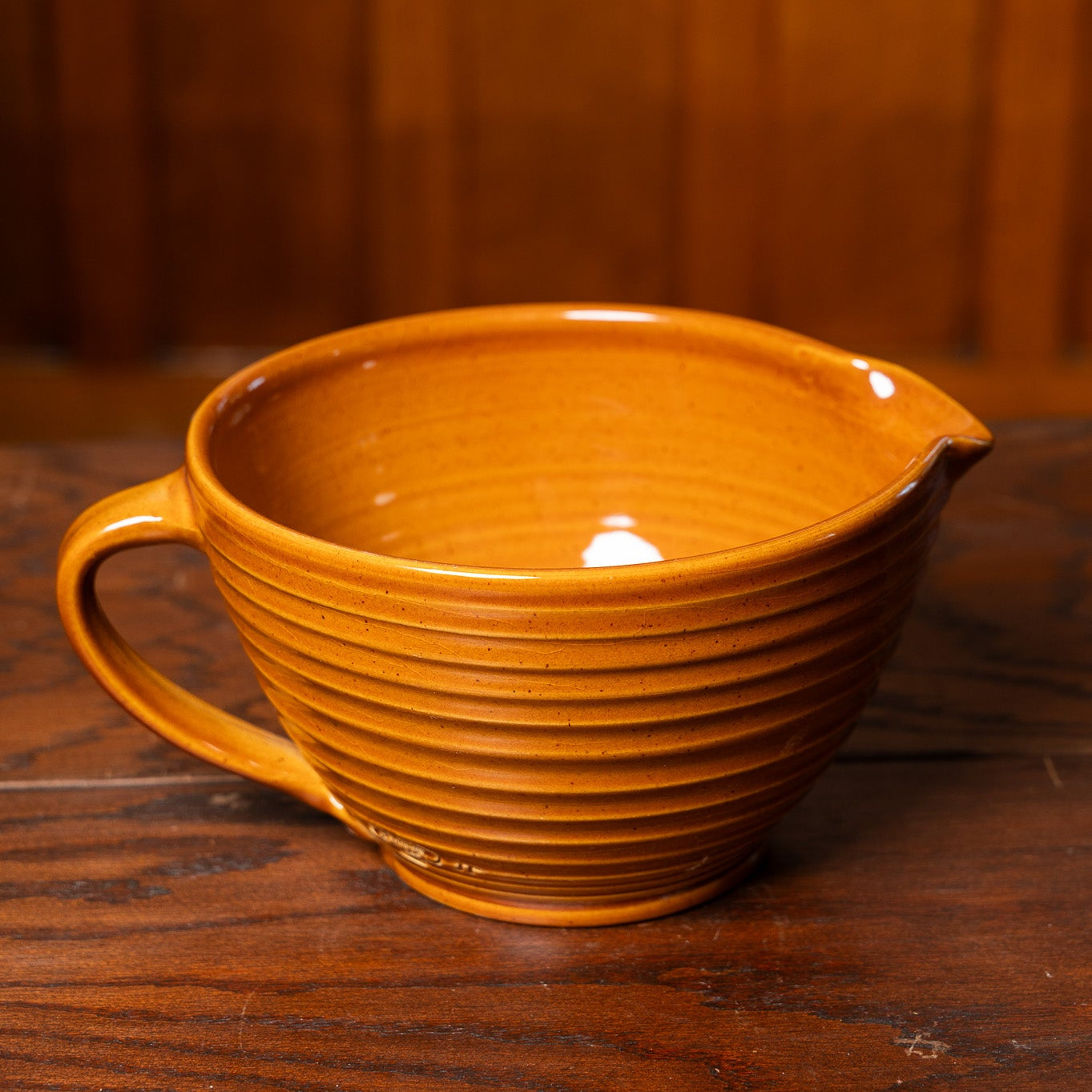 Cinnamon Glaze Ridges Batter Bowl