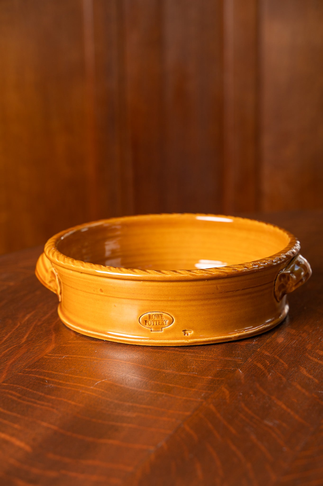 Cinnamon Glaze Quiche Dish