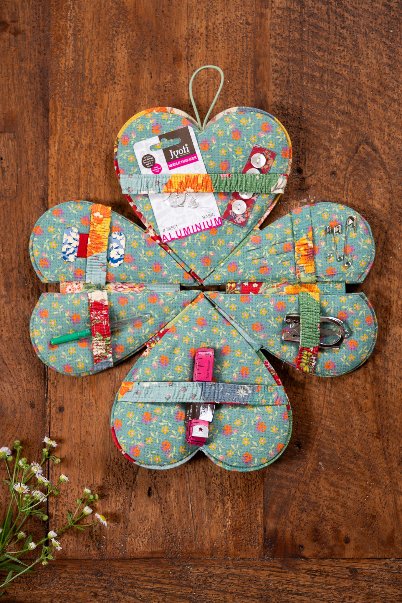 County Fair 'I Heart Sewing' Kit