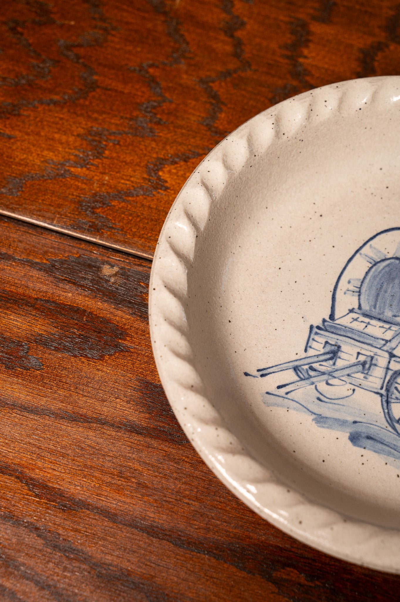 Little House Lover's Pie Plate- Covered Wagon