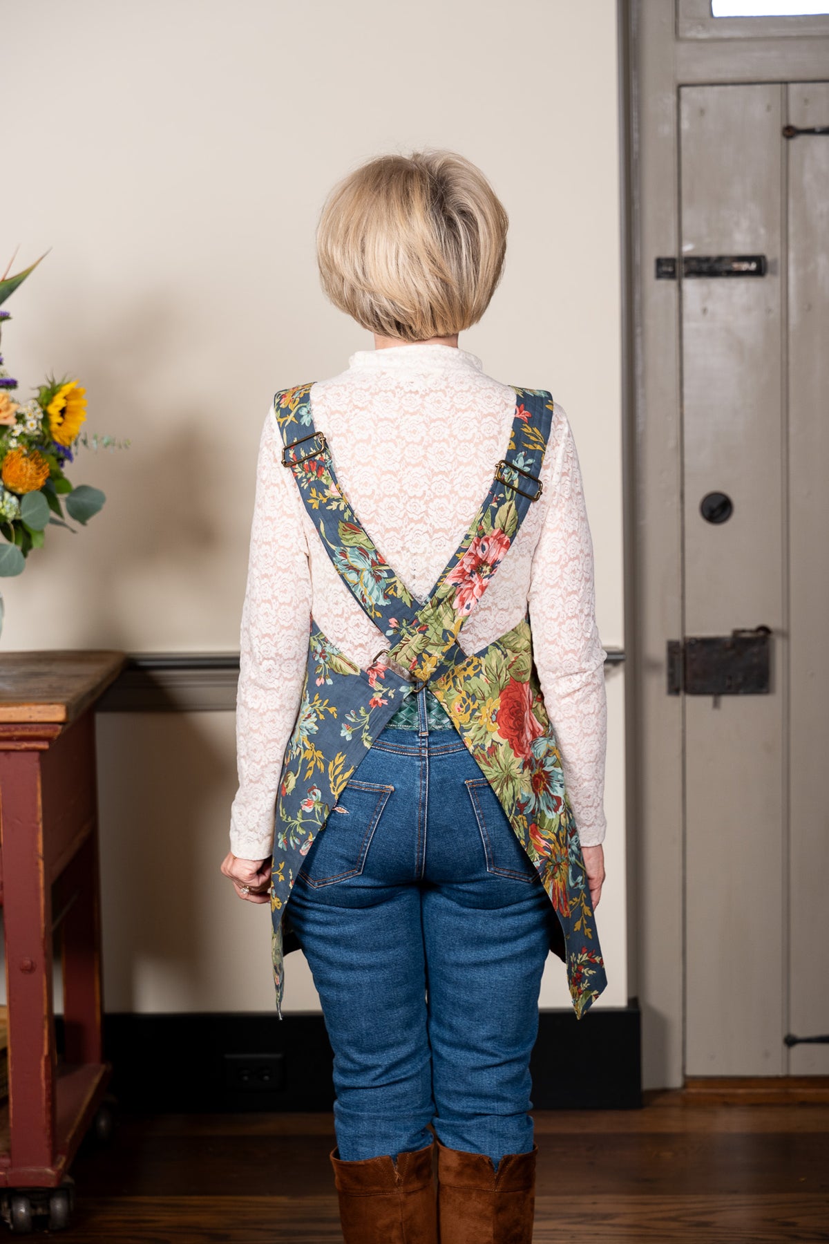 Eternal Rose Essential Apron