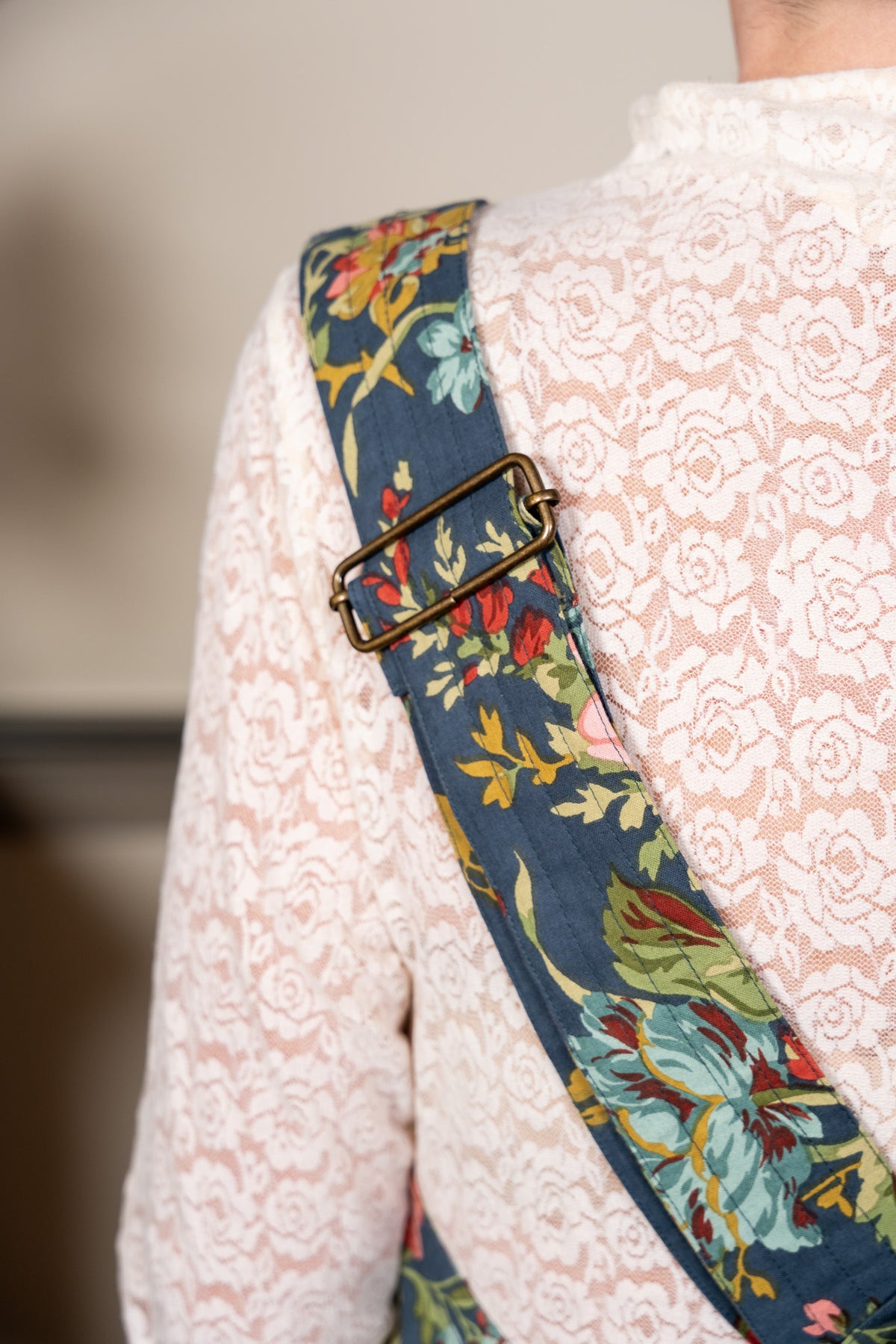 Eternal Rose Essential Apron