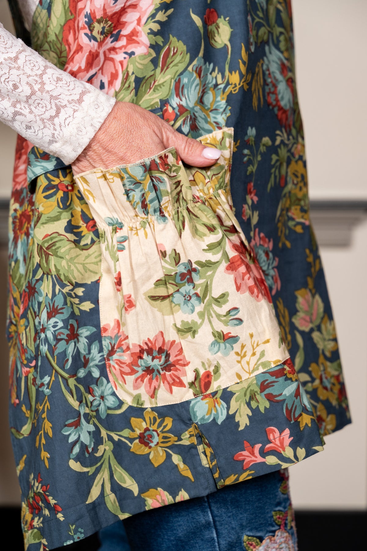 Eternal Rose Essential Apron