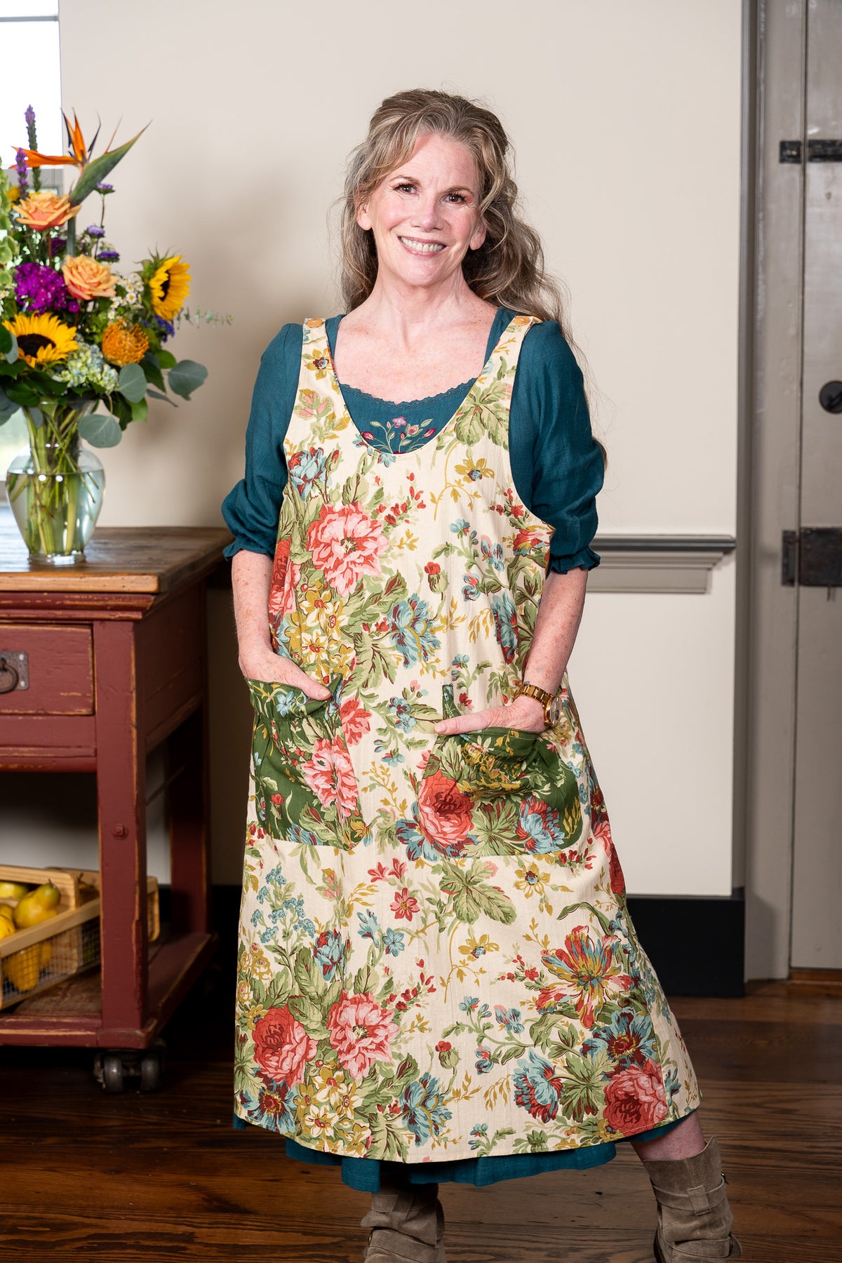 Eternal Rose Farmhouse Apron