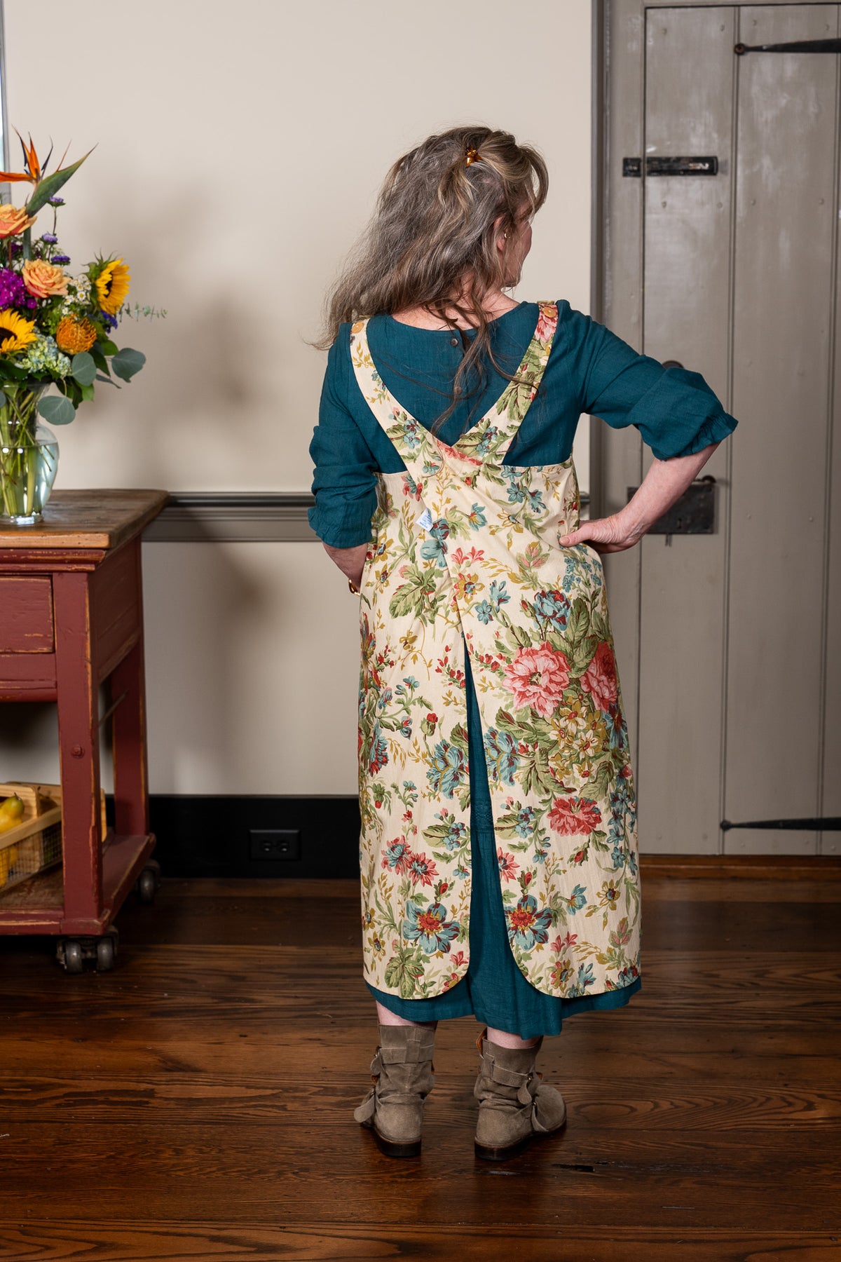 Eternal Rose Farmhouse Apron