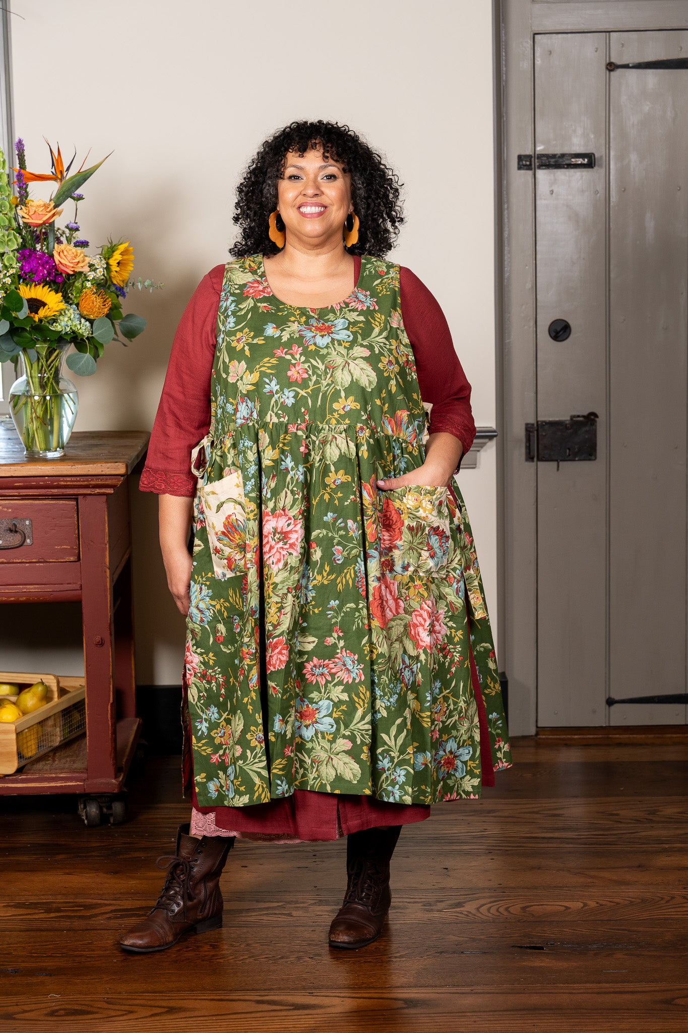 Eternal Rose Pinafore Apron - Modern Prairie Inc.