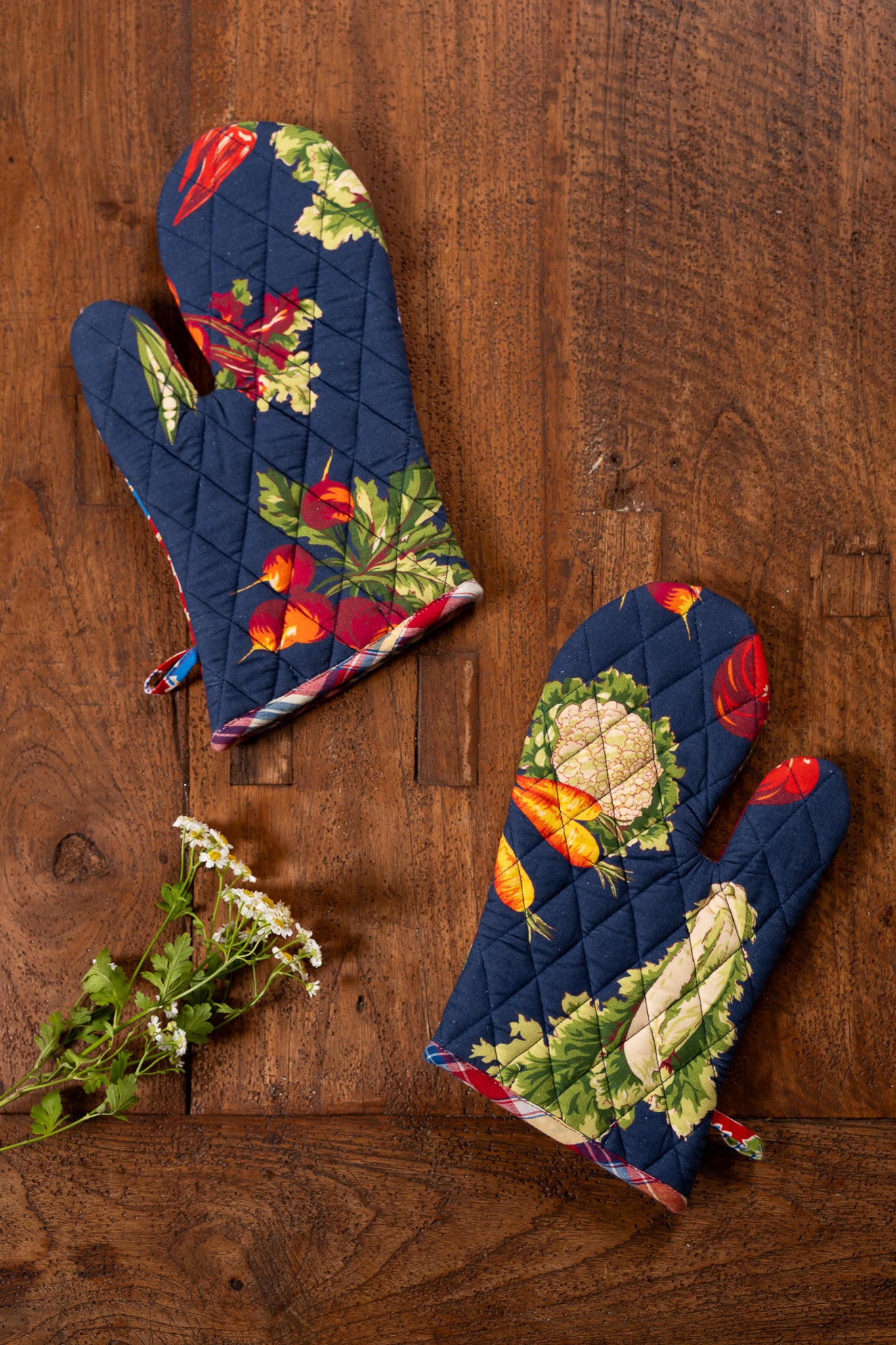 Farm Fresh Oven Mitts, Set of 2